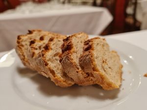Homemade bread at Gallorosso al Guasco in Ancona