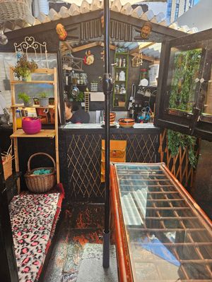  at Larzijan in East London