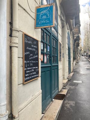  at Holis'tea in Marseille