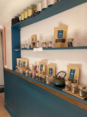  at Holis'tea in Marseille