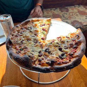 greco pizza at Pizza Verdura Sincera in Atlanta