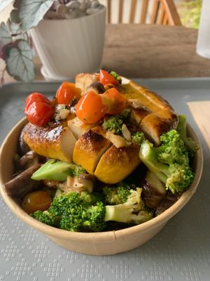 beautiful tofu bowl, stunning colours! 💛  at Plantable - Maybe closed in Chiang Mai