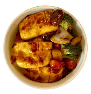 🌟 Introducing Our Nutritious and Colorful Tofu Teriyaki Rice Bowl! 🌟
This dish is not only packed with flavor but also brimming with nutrients and phytonutrients from a vari at Plantable - Maybe closed in Chiang Mai