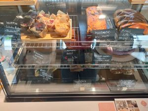 Very nice small vegetarian Coffee place with all vegan options marked with "V" and gluten free options marked with "G" at Gutmut in Linz