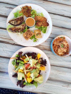 Various starters at Shiyu in Vienna