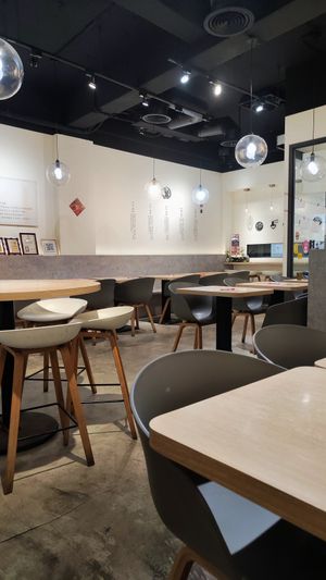 Inside the restaurant at Niu Yi Guan Beef Noodles - 牛易館牛肉麵 in Taipei