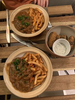 Carbonade and mushroom croquettes   at Brasserie Du Singe Savant in Lille