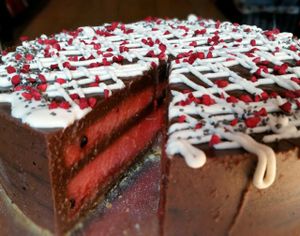 Raw vegan cake at YoGastro - Atma Center in Budapest