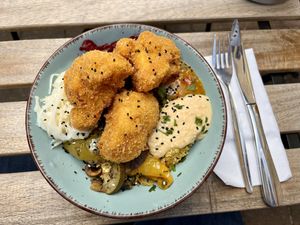 Cauliflower Bowl  at Feinkost Komplizen in Braunschweig