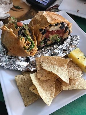 Wonderful lunch.  Can't wait to return to try different foods.  I HIGHLY recommend Dellz Uptown! at DellzVille in Charleston