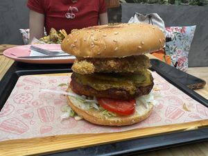 Cheeseburgerr  at El Veggie - Centro  in Arequipa