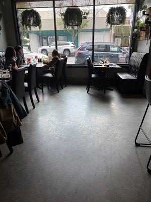 Small but elegant and clean space    at Willows & Pine in Oakland