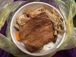 Sumptuous mushroom noodles (with rice instead of noodles) at Miao Guanyin - 妙觀音素食 - Zhongzheng District in Taipei