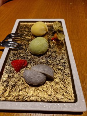 Mochi at Haki in Crema