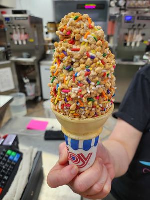 Vegan soft serve with Crunch topping at Runaway Cow in Chicago