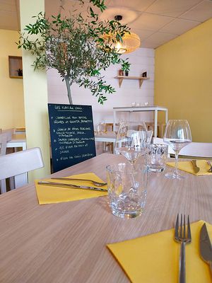  at MEZZALUNA - Trattoria Italienne in Brignais