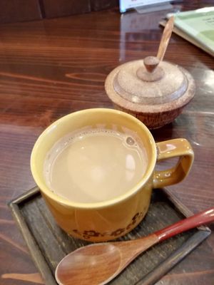 Chai with coconut sugar at Shojin Cafe Foi - Shintouri in Wakayama