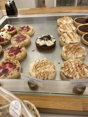 Vegan „Schwarzwälder Kirsch"  at Zuckermädchen's Konditorei in Bonn