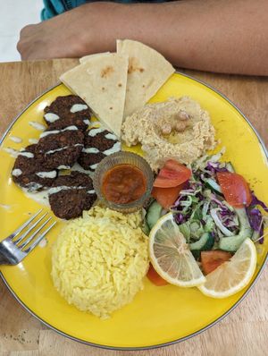 Falafel Plate (not vegan) at Pita Babes in Kerobokan Kelod