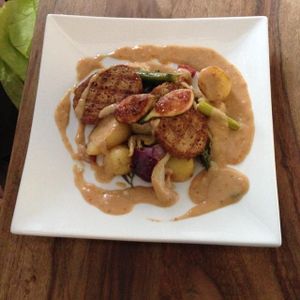 seitan medallions  at Wondergood in Frankfurt