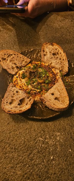  at Honest Greens - Príncipe Real in Lisbon