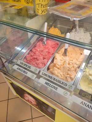  at Gelateria Giuliana Di Busco Nicola in Monterosso Al Mare