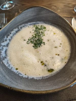 Vegane Spargelcremesuppe! at Hafenrestaurant Zum Kleinen Leuchtturm in Putbus