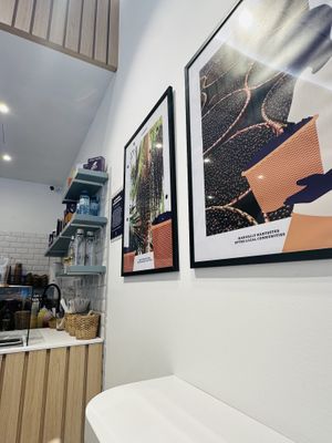 Inside  at Oakberry  in Vienna