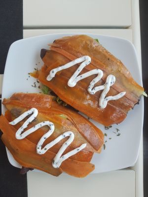 Tosta de zanahoria ahumada at The Wala Room in Torremolinos