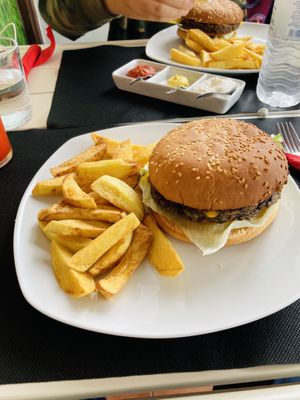 Lentils and mushrooms Burguer w/potatoes  at The Wala Room in Torremolinos