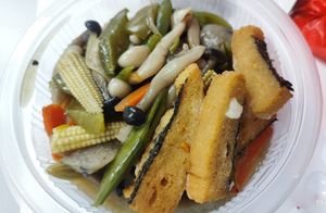 Added veggies for the takeaway porridge at Tuo Yuan - 陀缘 in Central Singapore