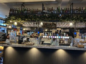 The barrage of complex overtones of reading gerbils   at Brouwerij 't IJ in Amsterdam