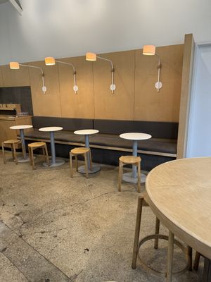 Seating   at Blue Bottle   in Santa Monica