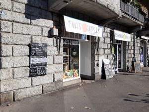Entrance is on the right at Reformhaus  - Eva's Apples in Zurich