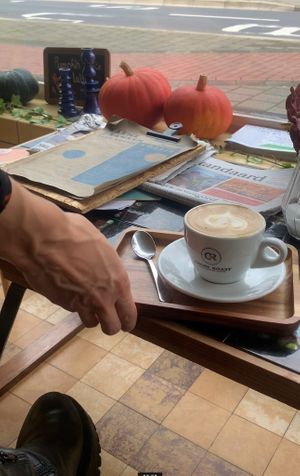 Cappuccino met sojamelk.  at Noencafé in Oostende