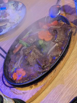 Vegan beef sizzle at Auntie8's Vietnamese Cuisine in Prospect