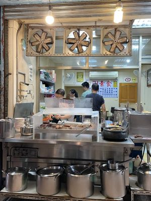 Ningxia Vegetarian Restaurant, Taipei  at Ningxia Vegetarian Restaurant - 寧夏素食小館 in Taipei