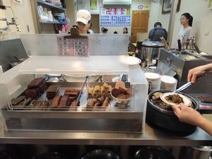 Shop at Ningxia Vegetarian Restaurant - 寧夏素食小館 in Taipei