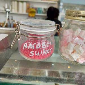 Toping vegan at Bij Lotje in The Hague