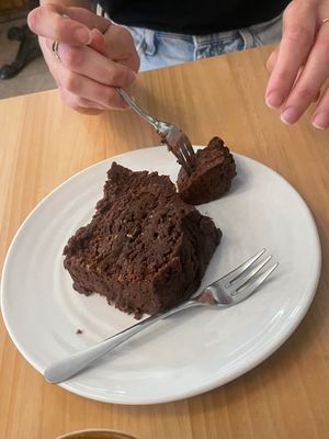  at Raíces Café y Arte in Madrid