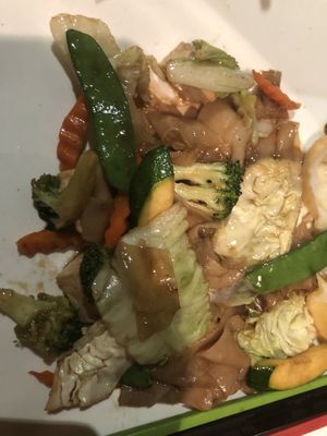 Pad See Ew at Le Basil in Palm Desert