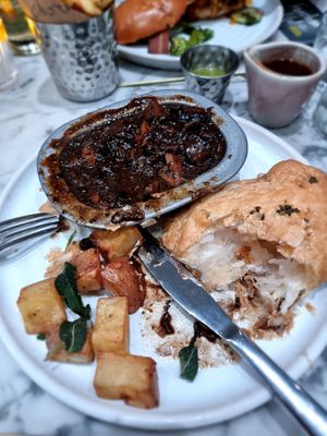 Mushroom ale pot pie at Mildreds - Victoria in South West London
