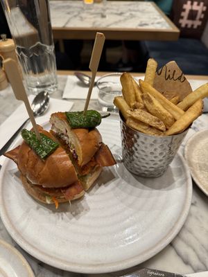 Chicken burger   at Mildreds - Victoria in South West London
