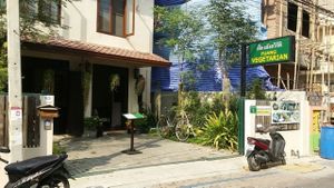 street front at Fuang Vegetarian in Chiang Mai