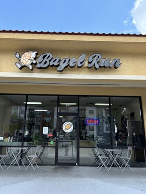 outside   at Jeff's Bagel Run in Ocoee