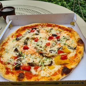 Excellent!! Very nice selection of pizza, vegetarian and vegan also! Super friendly and helpfull staff. Best stop for food in the area!! at Pizzeria Arcobaleno Verde  in Scalenghe