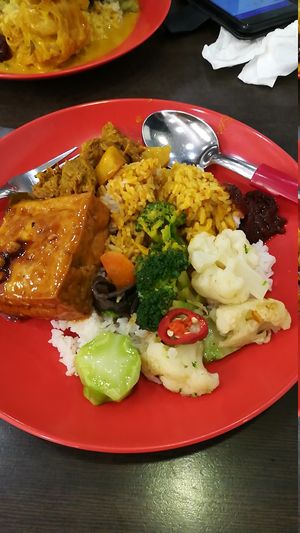 Mixed vegetarian rice at Green Vegetarian 三德 - YewTee in West Singapore