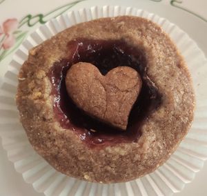 Linzer-Törtli at Hotel Restaurant du Cerf in Soubey