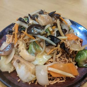 Deep fried noodles with starchy vegetables at Keiai - 桂愛 in Hiroshima