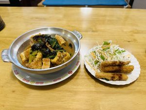 Deep fied tofu with stinky spicy sauce  at Keiai - 桂愛 in Hiroshima